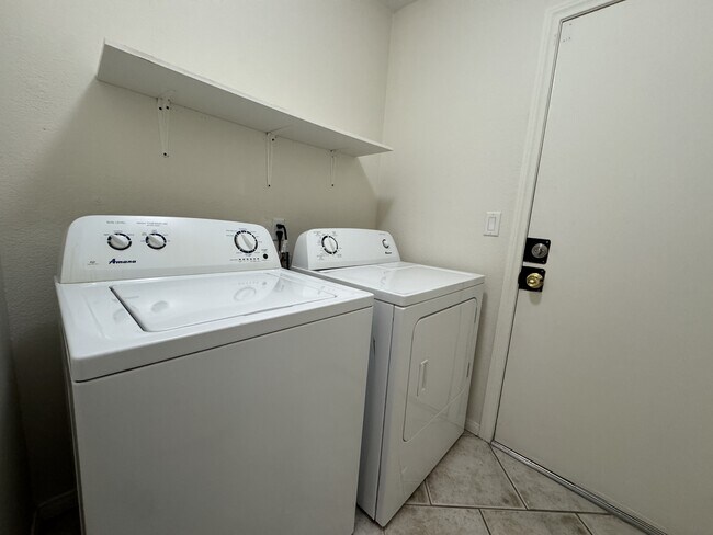 Building Photo - 830 Coastal Beach Rd