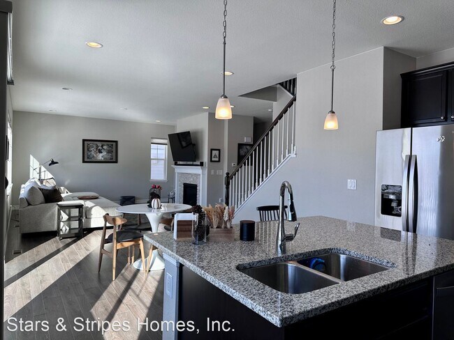 Building Photo - 3 br, 2.5 bath House - 7321 S Shady Grove Way