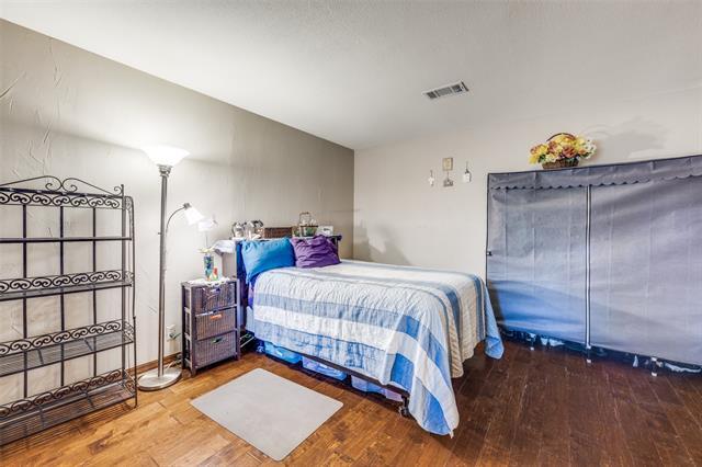 Building Photo - 1507 Greenbrier Dr