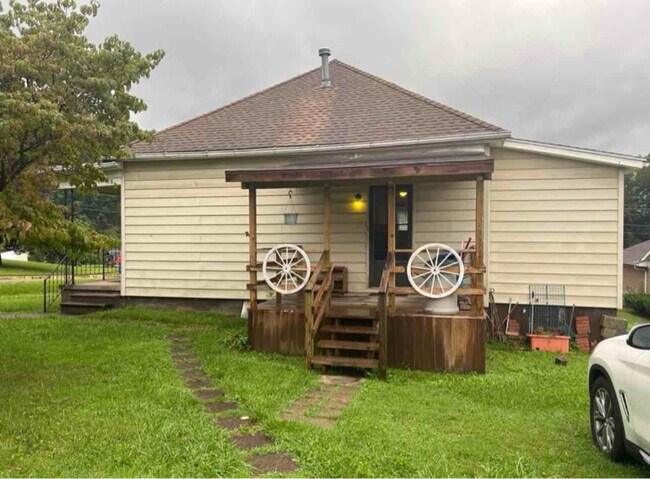 Building Photo - 8193 Cost Ave