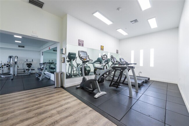 Building Photo - 816 NW 11th St