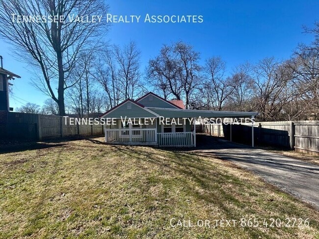 Building Photo - 2321 Bradford St