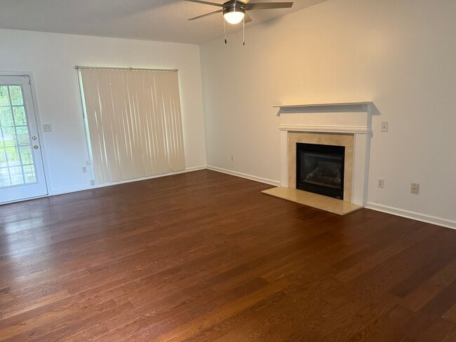 Building Photo - Shared Space Rental Southside 3