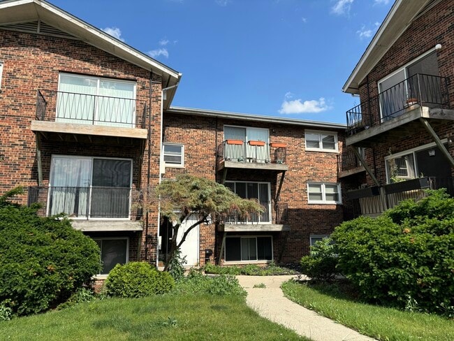 Primary Photo - 4545 Prescott Ave
