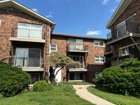 Building Photo - 4545 Prescott Ave