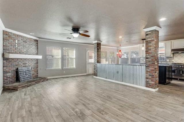 Building Photo - 5901 Westgate Dr