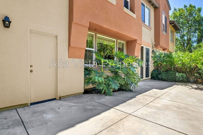 Building Photo - 2785 Matera Ln