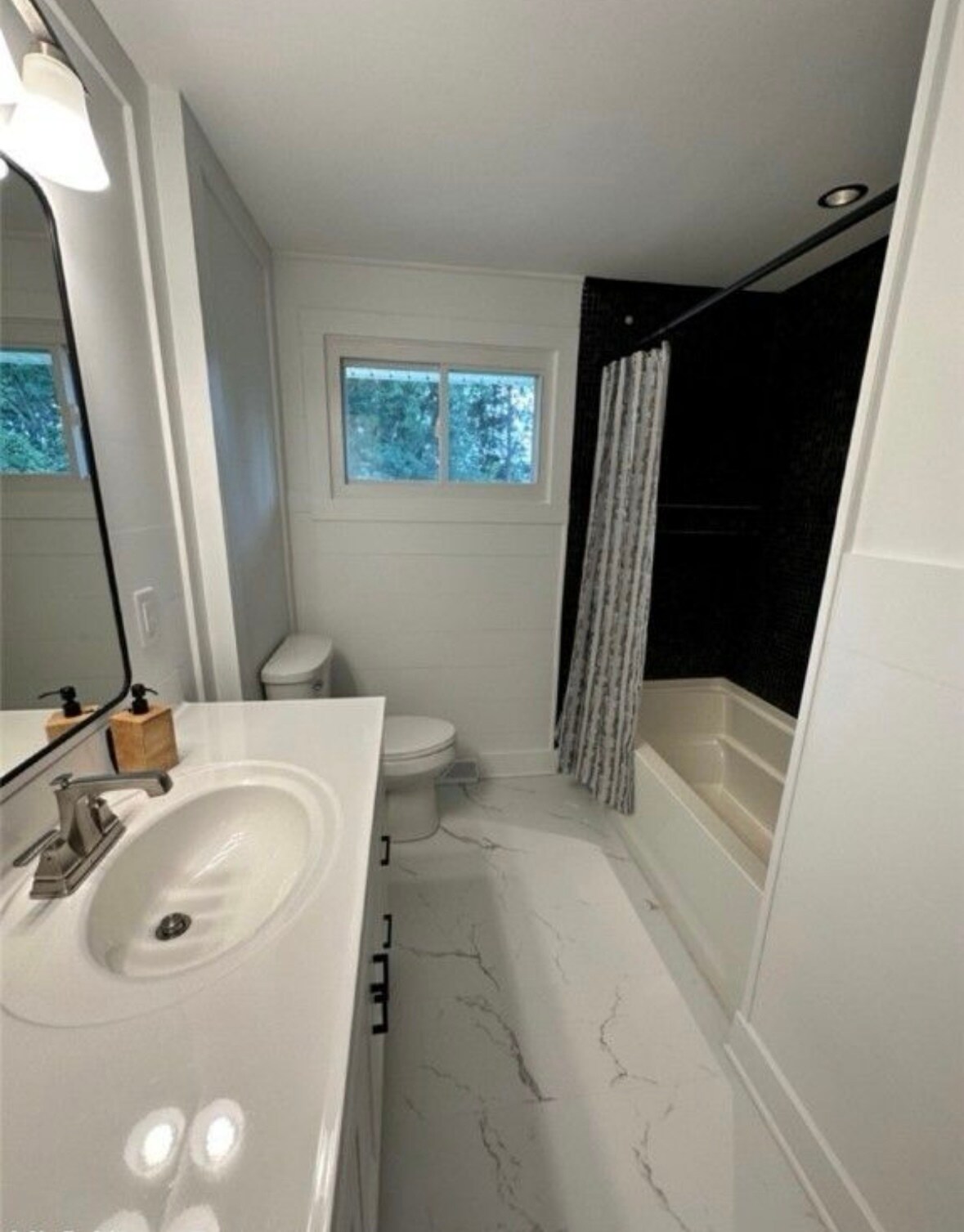 Building Photo - 4834 Echovalley St NW
