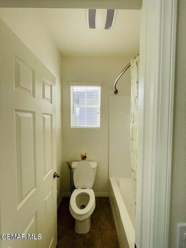 Building Photo - 708 Owens River Dr