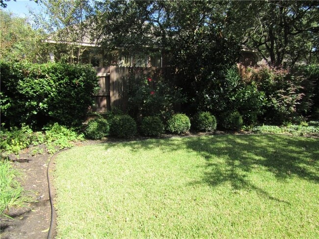 Building Photo - 706 S Frontier Ln