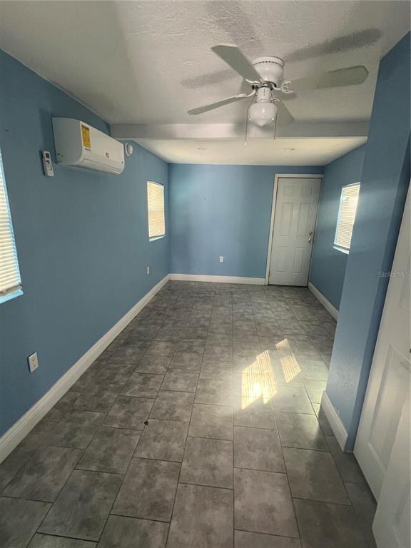 Building Photo - 3614 6th Ave S