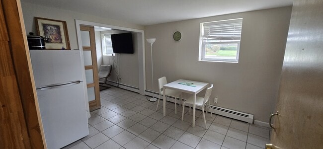 Building Photo - 35 Universal Ave