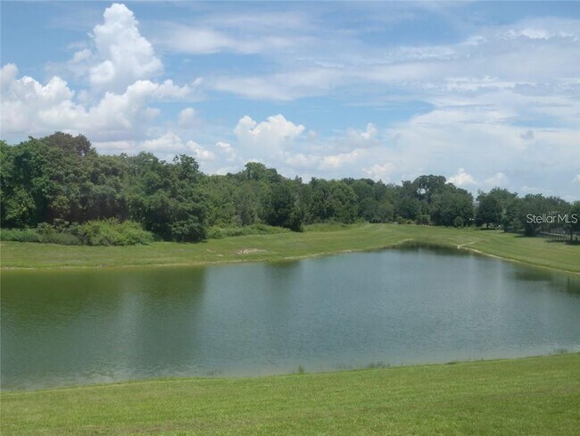 Building Photo - 3176 Farland Dr