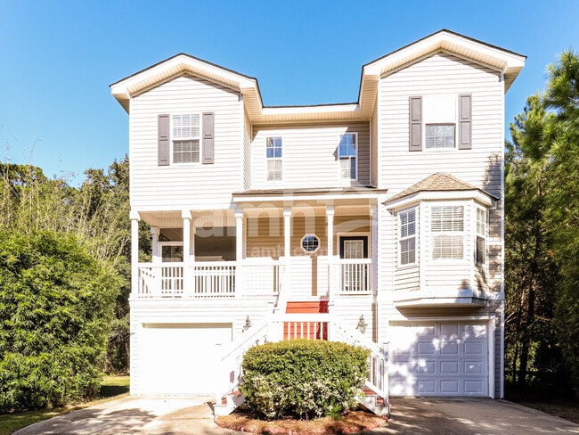 Building Photo - 12 Peregrine Dr