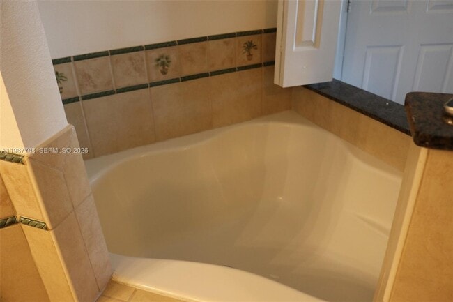 Building Photo - 7615 Heritage Crossing Way