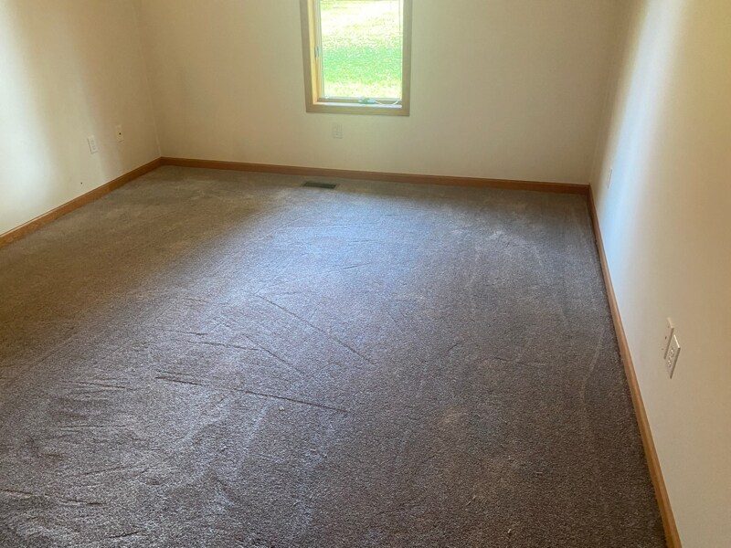 Building Photo - 604 Apple Hill Way