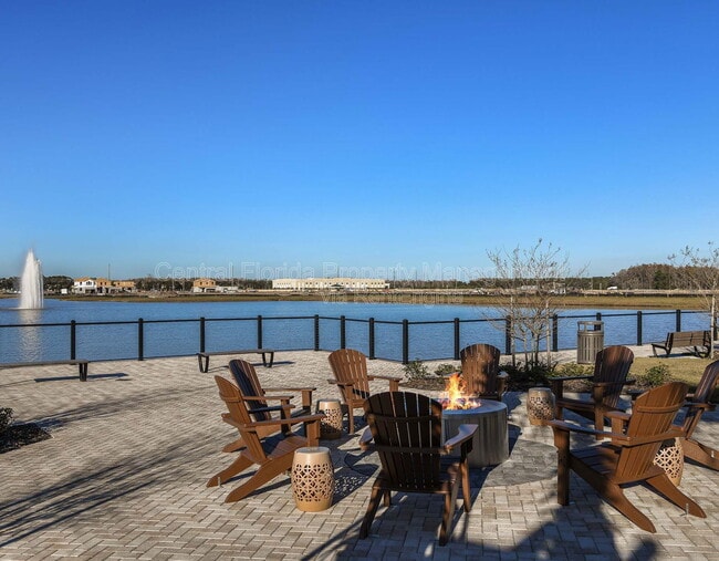 Building Photo - 2931 Windmill Dr