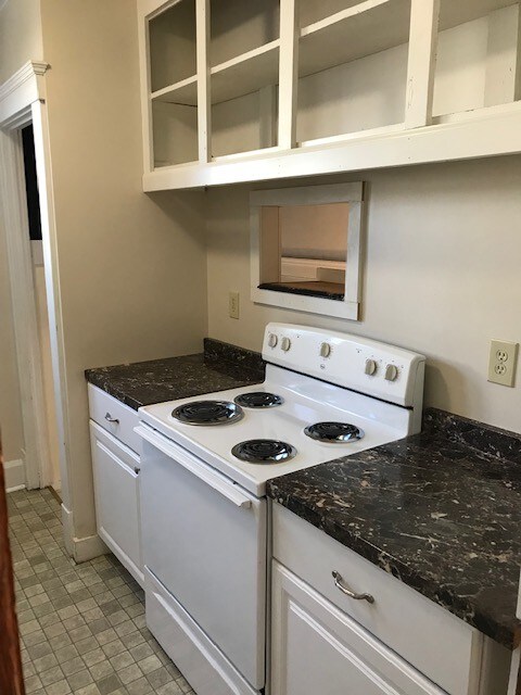 Building Photo - 112 Princeton Ave