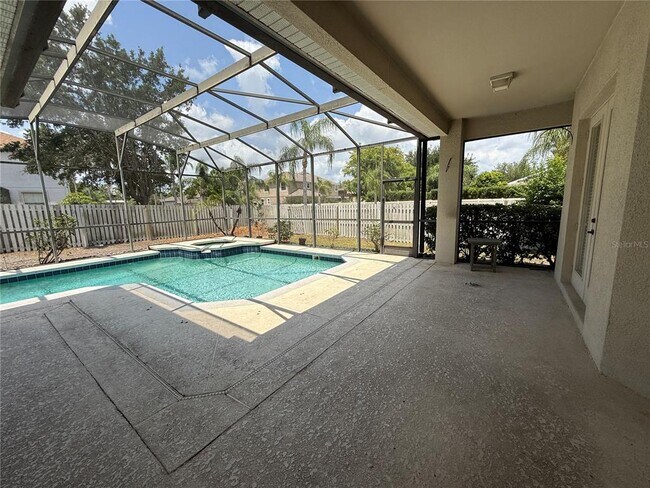 Building Photo - 13208 Paloma Dr