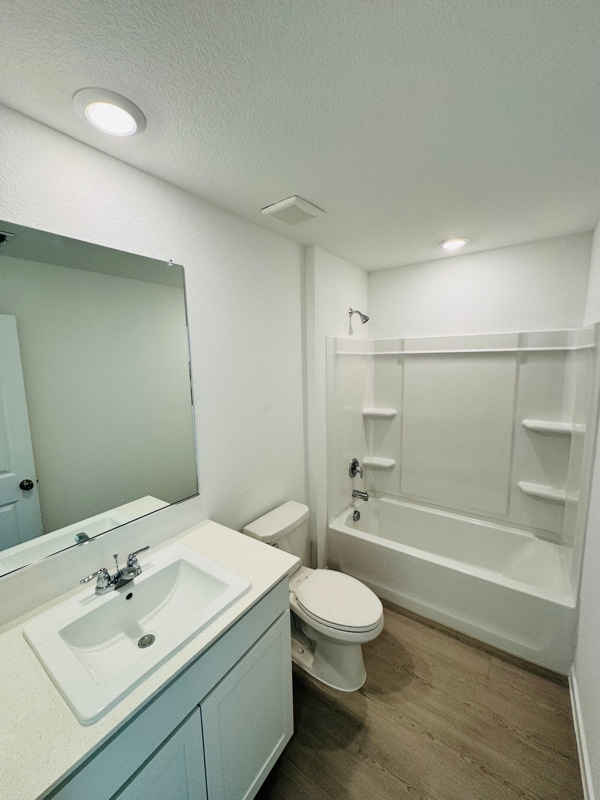 Building Photo - 3924 Pontchartrain Pkwy