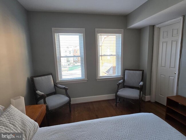 Building Photo - 4416 Lingan Rd NW