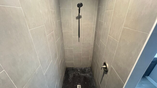 Building Photo - Incredible 3 Bedroom, 2 Bathroom Home in Palm Bay!!