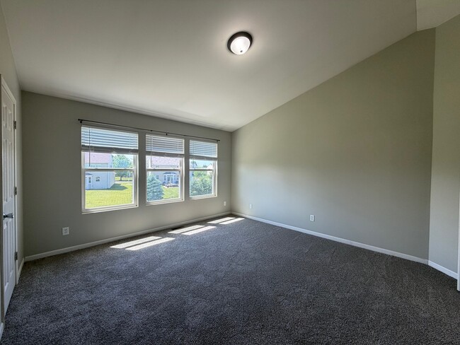 Building Photo - 367 Bertram Dr