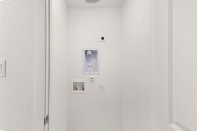 Building Photo - 2914 Carnelian Trl