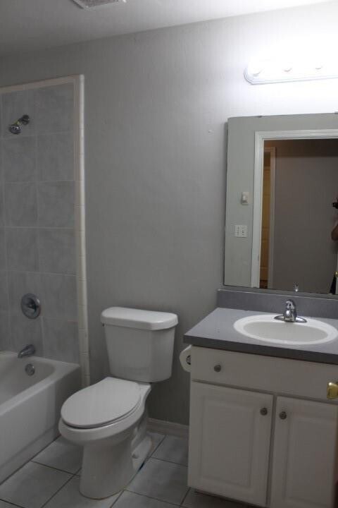 Building Photo - 4965 NW 8th Ave