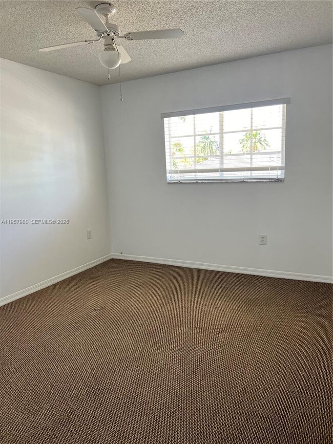 Building Photo - 3810 SW 153rd Pl