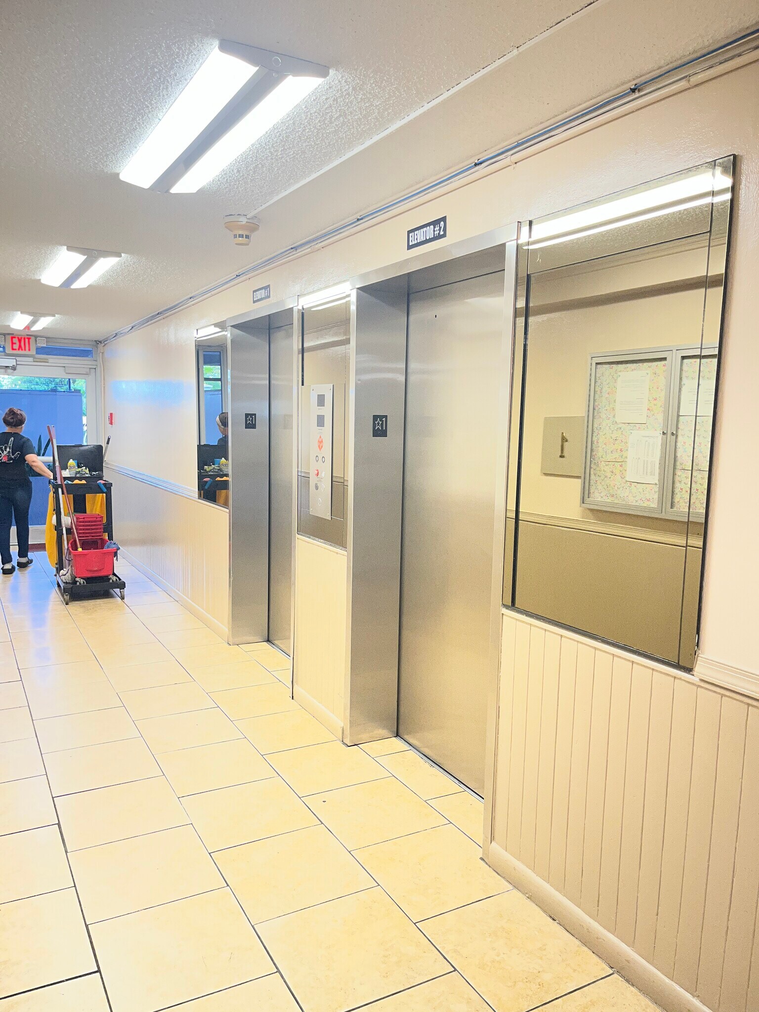 Building Photo - 1251 NE 108th St