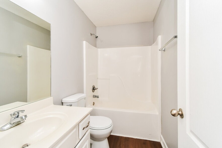 Building Photo - 1612 Allston Dr