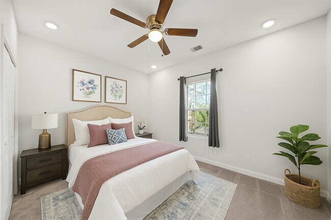 Building Photo - 5602 Belmark St