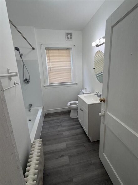 Building Photo - 116 Lenox Ave