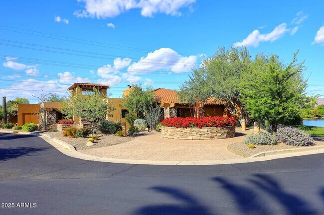 Building Photo - 9969 E Bayview Dr