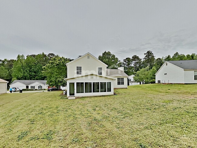 Building Photo - 7132 New Dale Rd