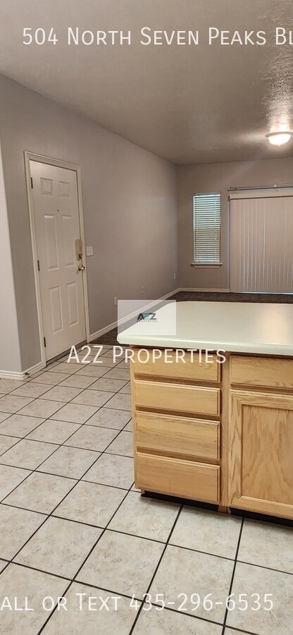 Building Photo - 504 N Seven Peaks Blvd