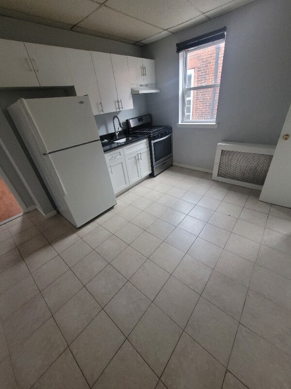 Building Photo - 1532 S Broad St