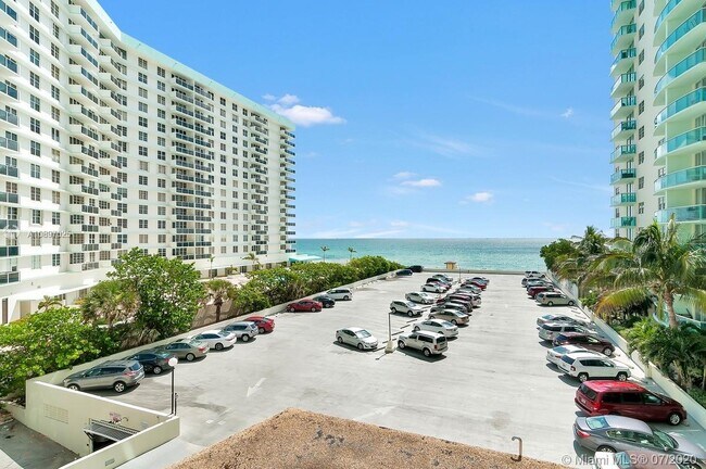 Building Photo - 3801 S Ocean Dr