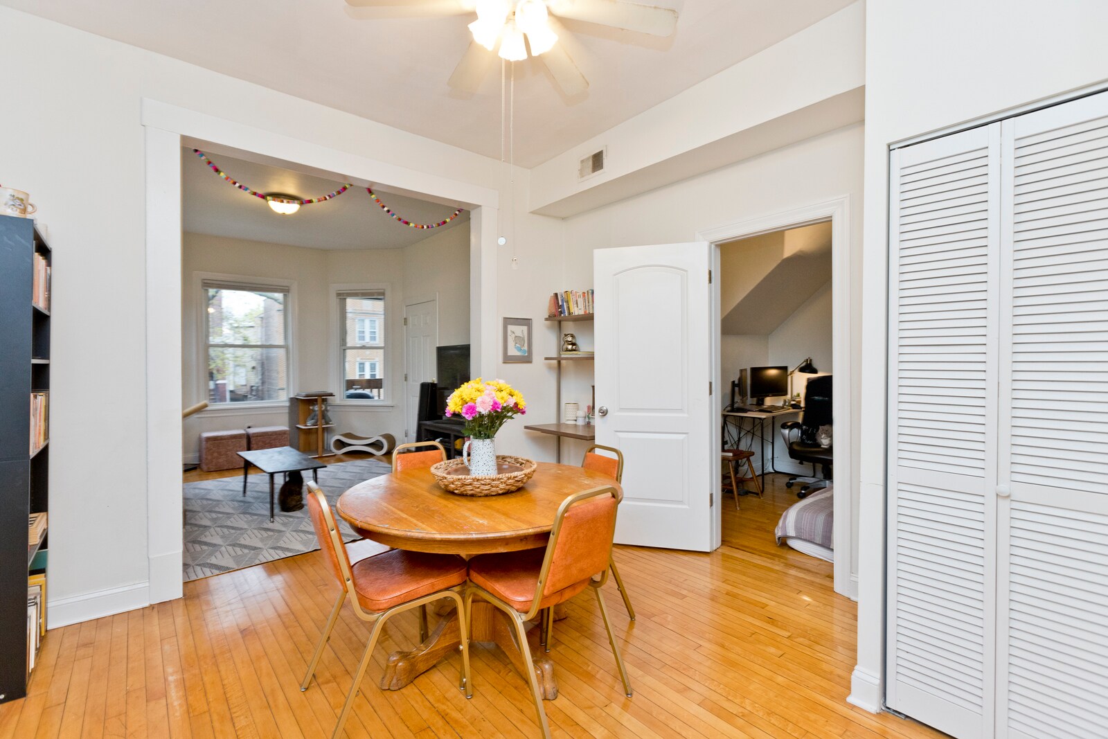 Building Photo - 3844 N Bernard St