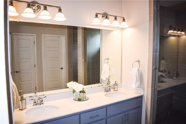 Building Photo - 1710 Frontier Valley Dr