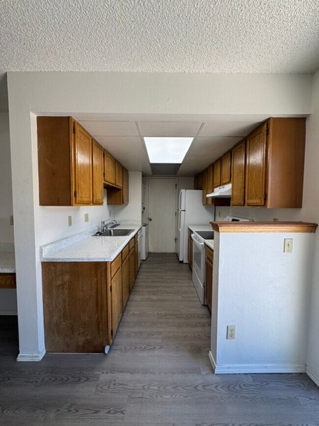 Building Photo - 5038 Rainbow Harbour Cir
