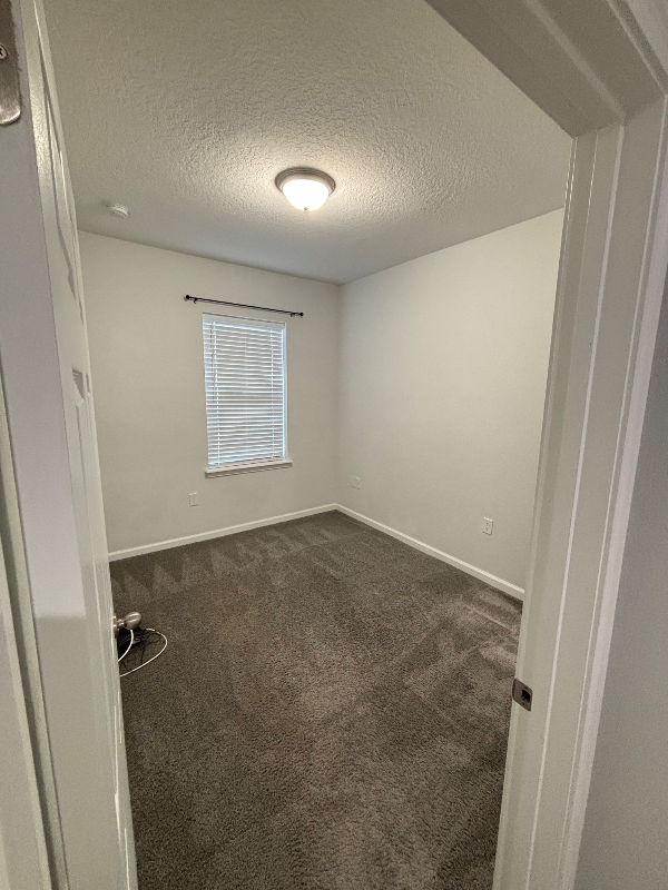 Building Photo - 900 Lakefront Village Dr
