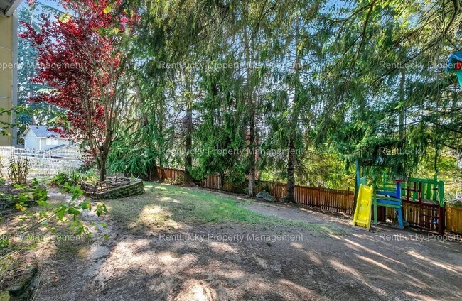 Building Photo - Beautifully Maintained 3-Bedroom Home in P...