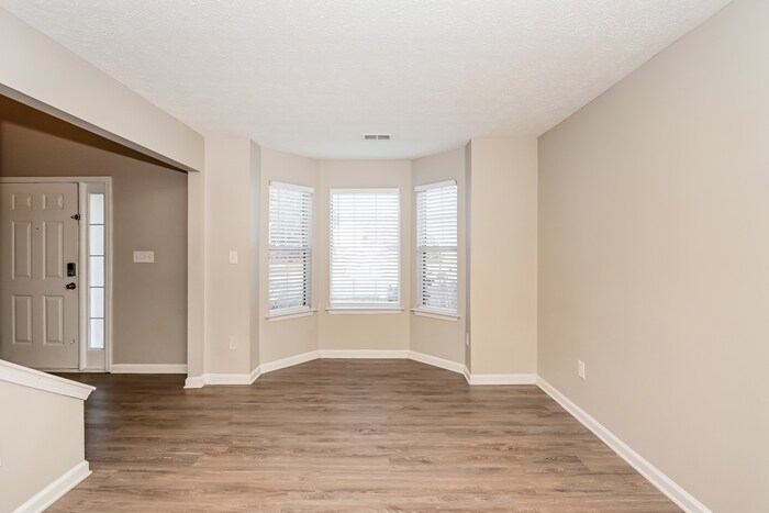 Building Photo - 3755 Jasmine Ln SW