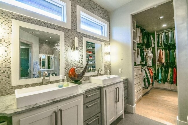 Building Photo - 13220 Rock Canyon Rd