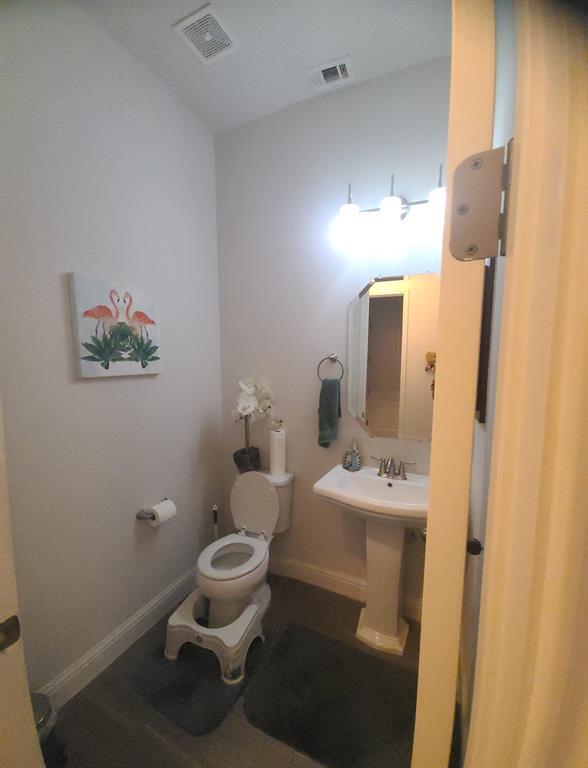 Building Photo - 608 Cascada Lane