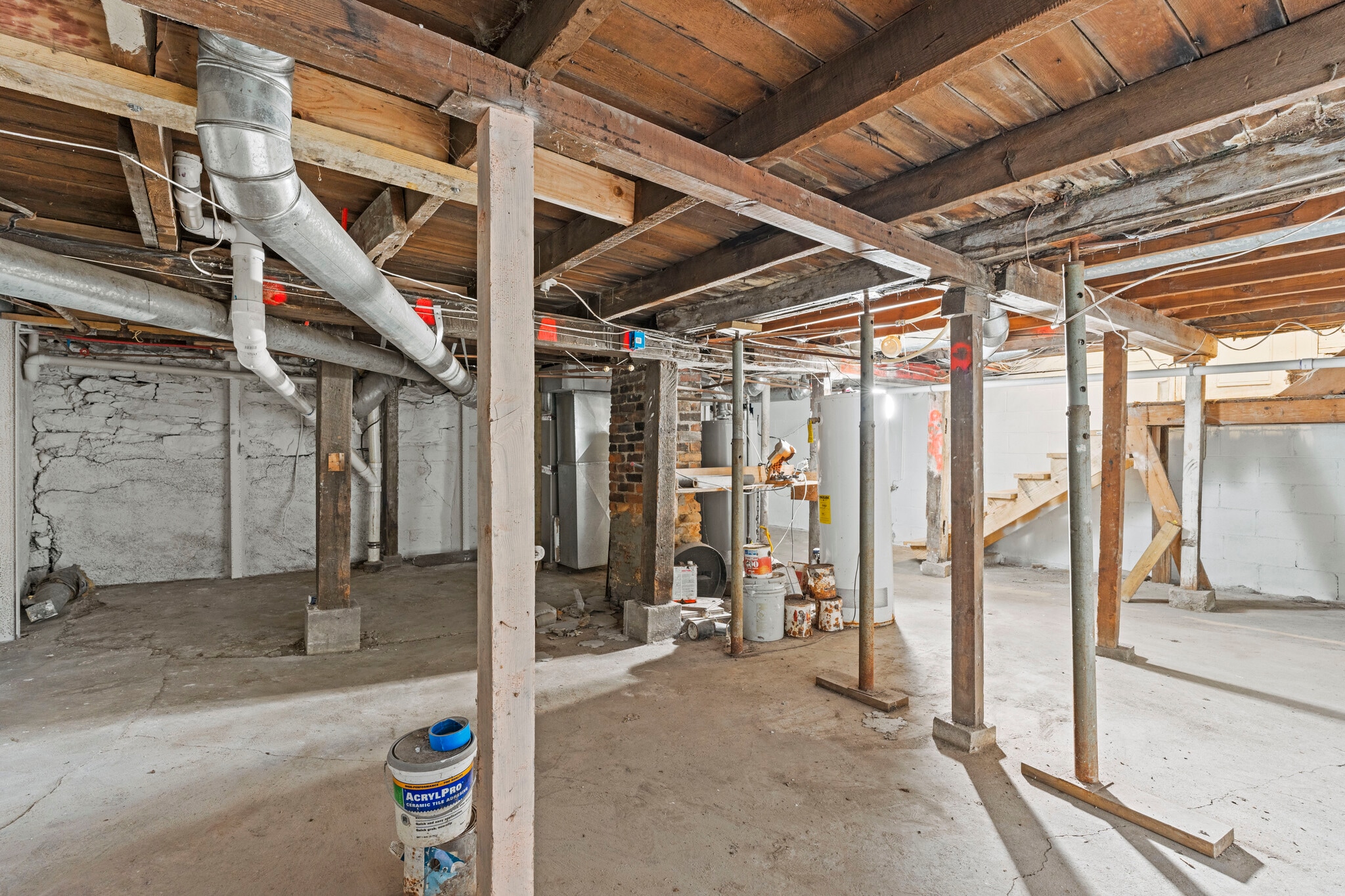 Building Photo - 316 W Park St