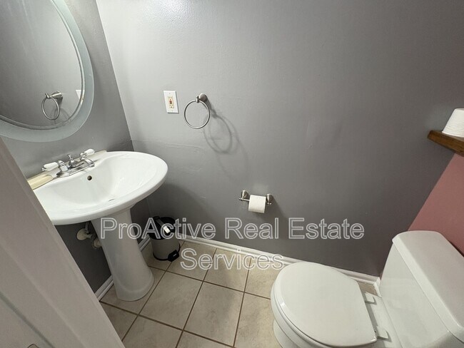 Building Photo - 1501 Antler Cir