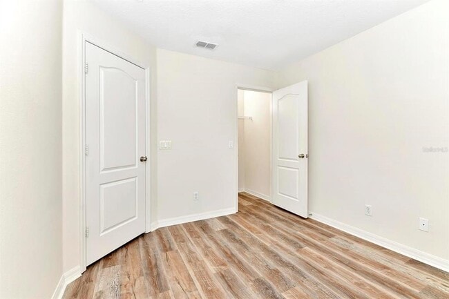 Building Photo - 1683 Buckeye Falls Way